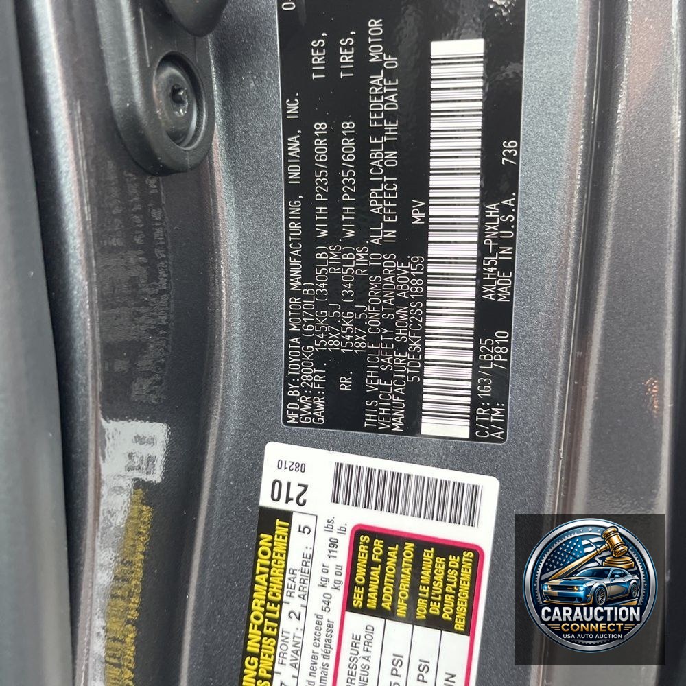 2025 Toyota Sienna Platinum 7-Passenger