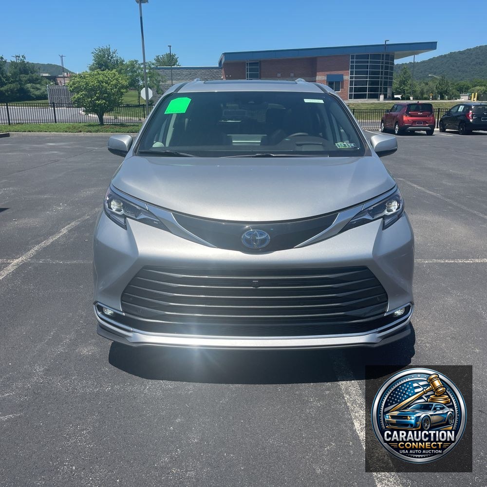 2024 Toyota Sienna Platinum 7-Passenger