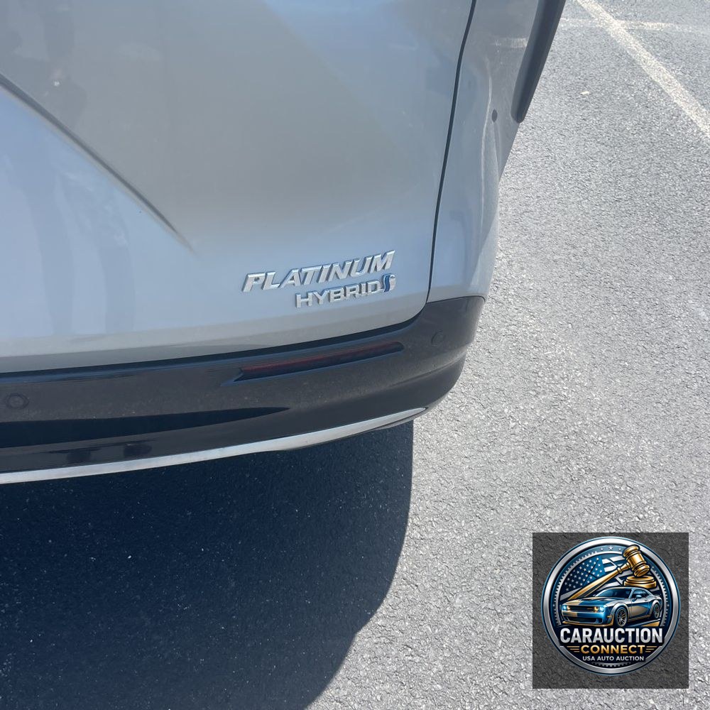 2024 Toyota Sienna Platinum 7-Passenger