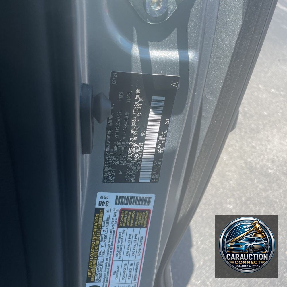 2024 Toyota Sienna Platinum 7-Passenger