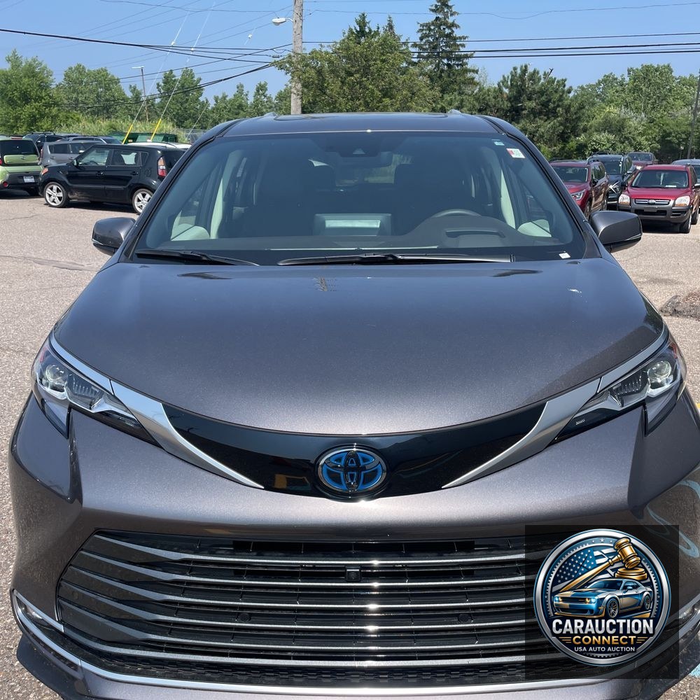 2024 Toyota Sienna Platinum 7-Passenger