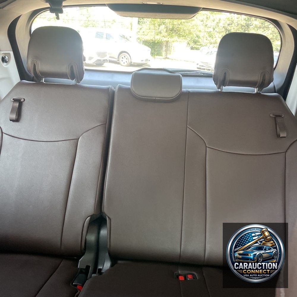 2024 Toyota Sienna Platinum 7-Passenger