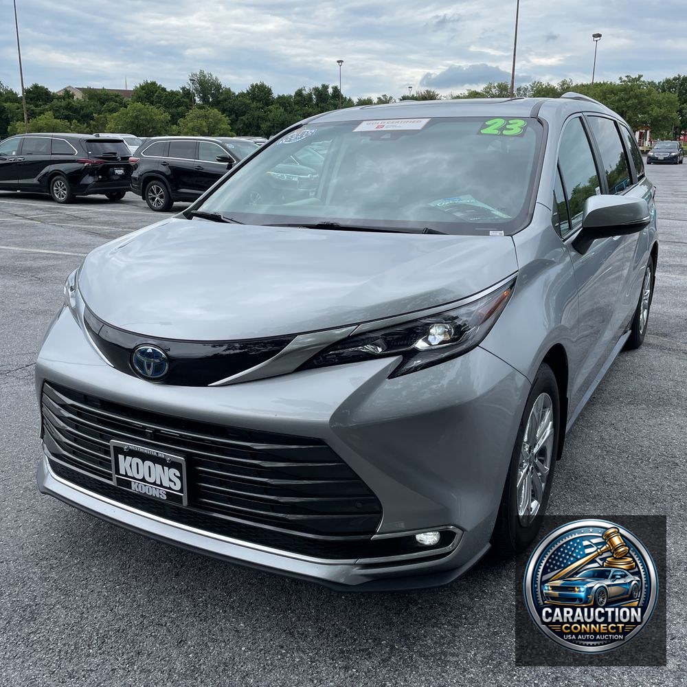 2023 Toyota Sienna Platinum 7-Passenger