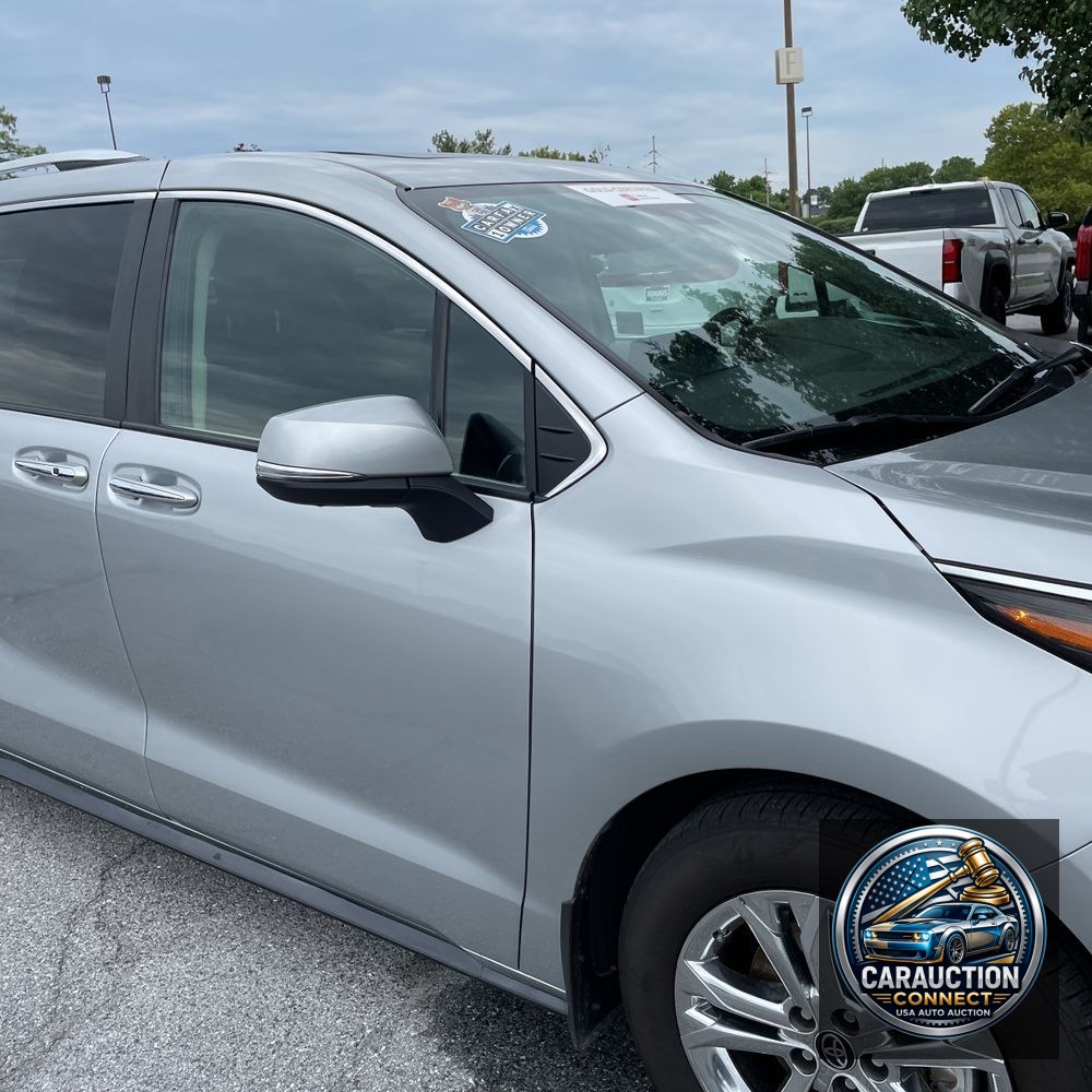 2023 Toyota Sienna Platinum 7-Passenger