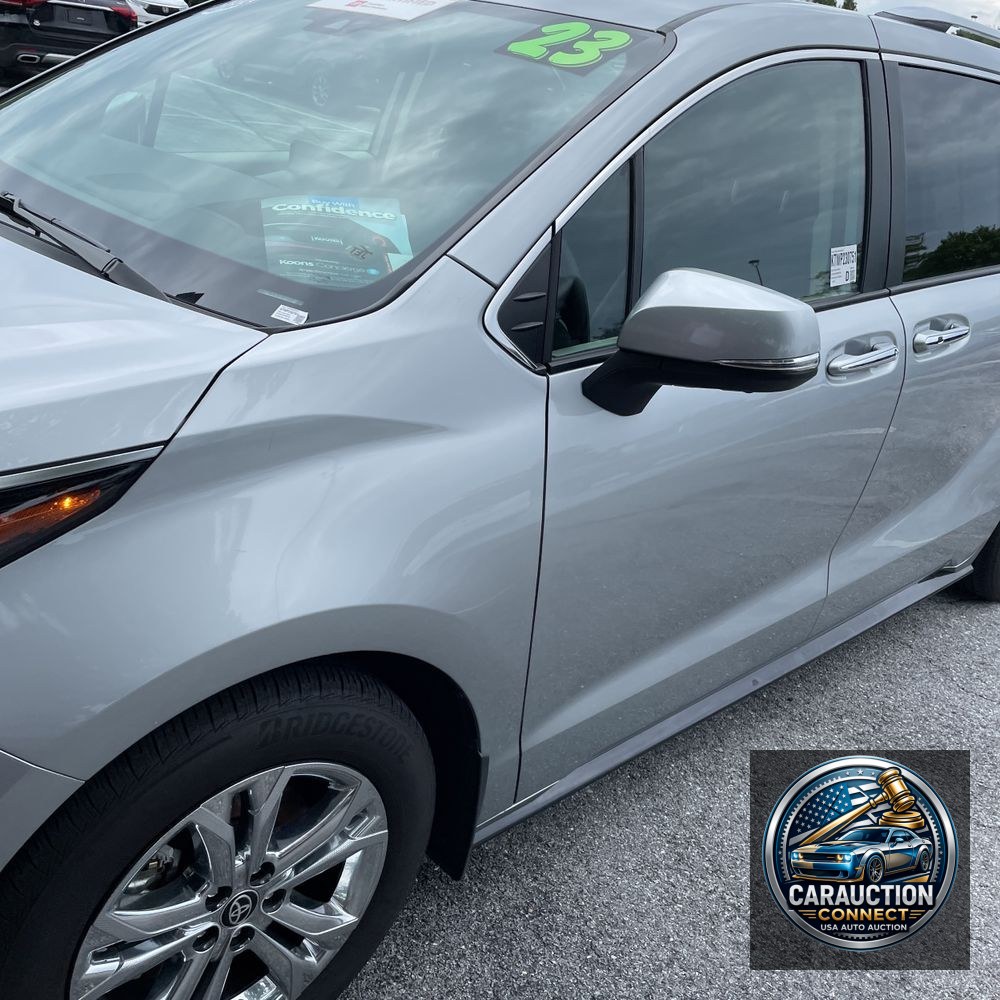 2023 Toyota Sienna Platinum 7-Passenger