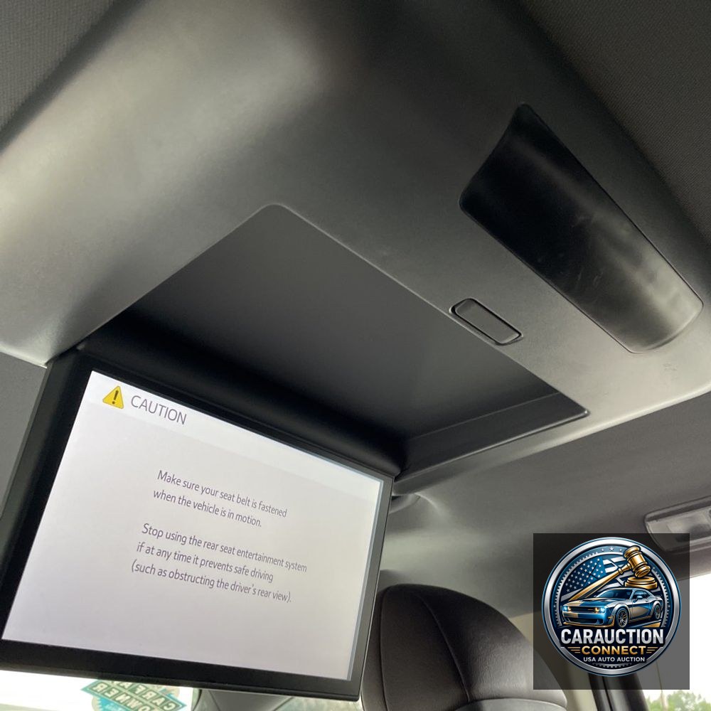2023 Toyota Sienna Platinum 7-Passenger