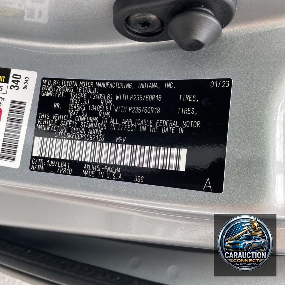 2023 Toyota Sienna Platinum 7-Passenger