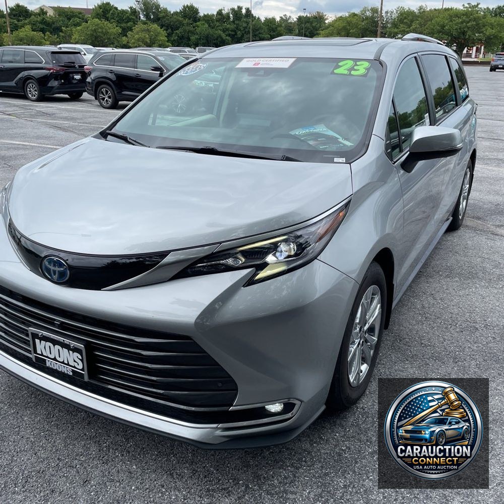 2023 Toyota Sienna Platinum 7-Passenger