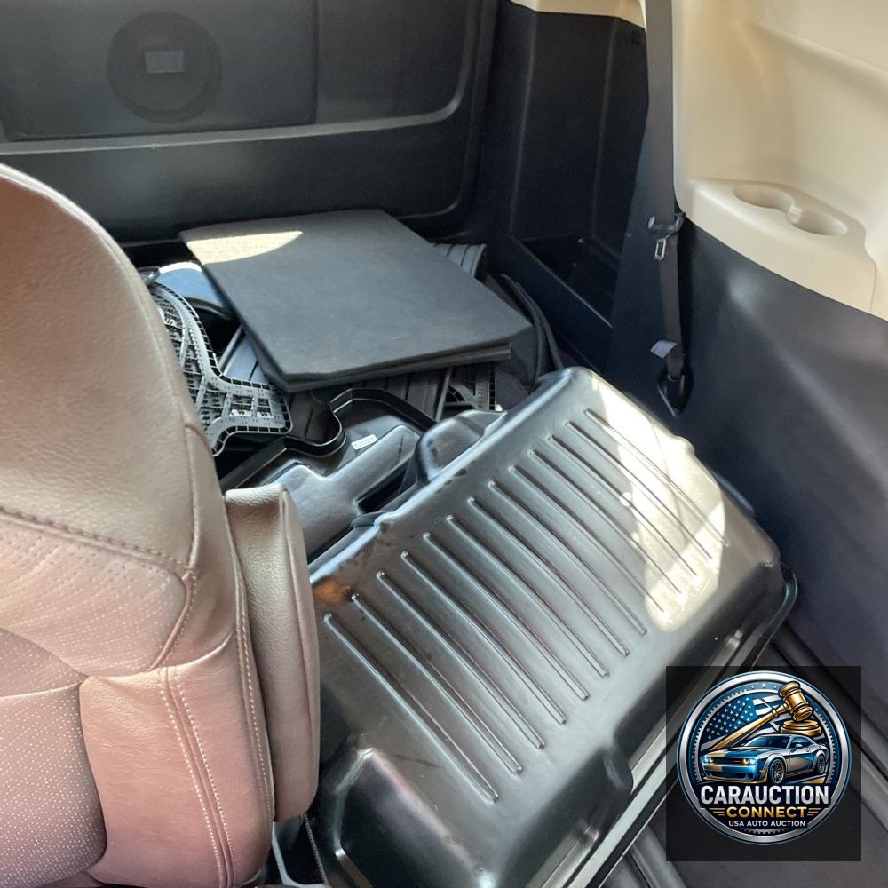 2023 Toyota Sienna Platinum 7-Passenger