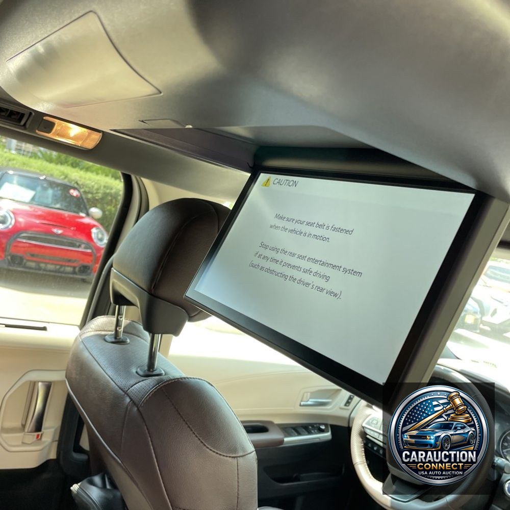 2023 Toyota Sienna Platinum 7-Passenger