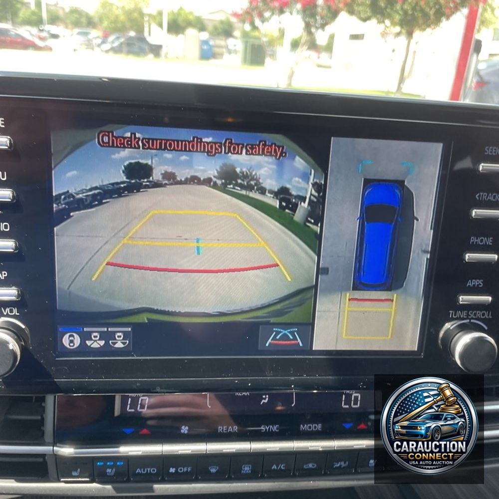 2023 Toyota Sienna Platinum 7-Passenger