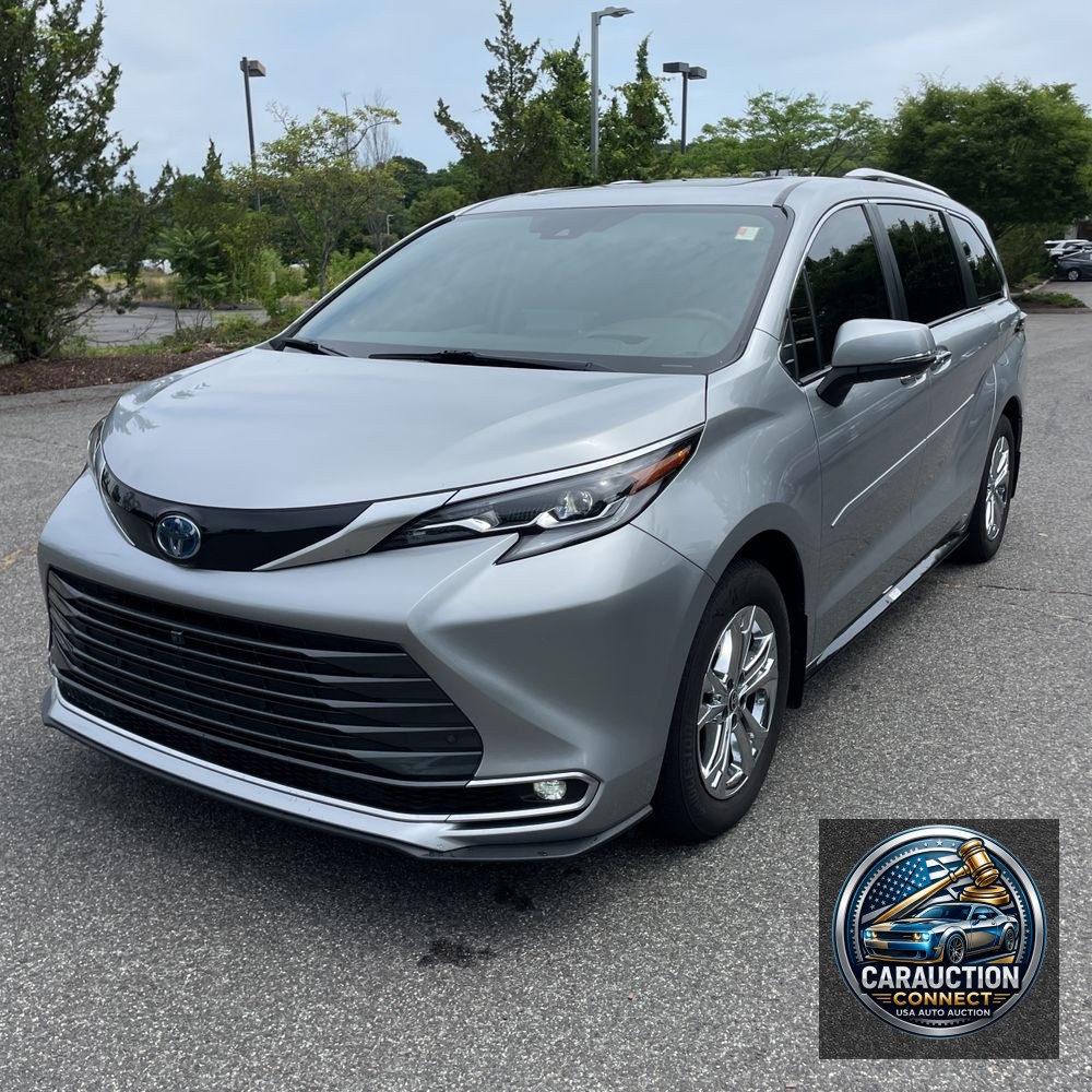 2023 Toyota Sienna Platinum 7-Passenger
