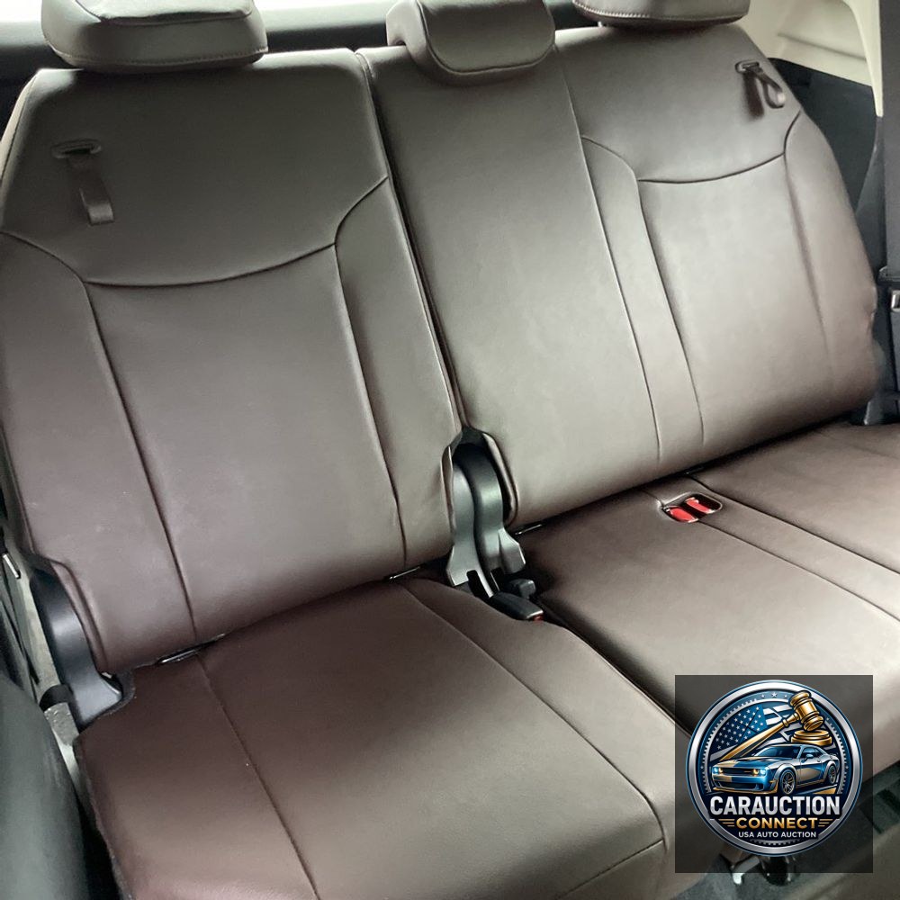2023 Toyota Sienna Platinum 7-Passenger
