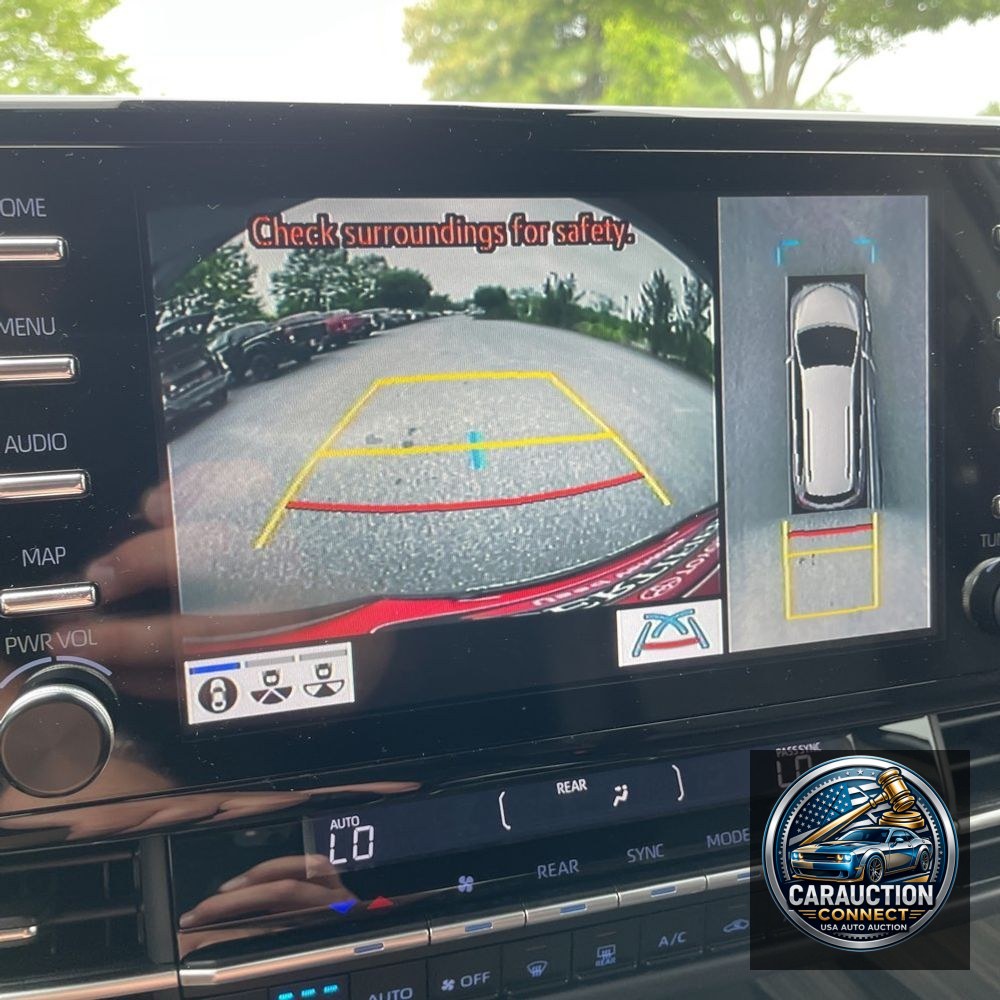 2023 Toyota Sienna Platinum 7-Passenger
