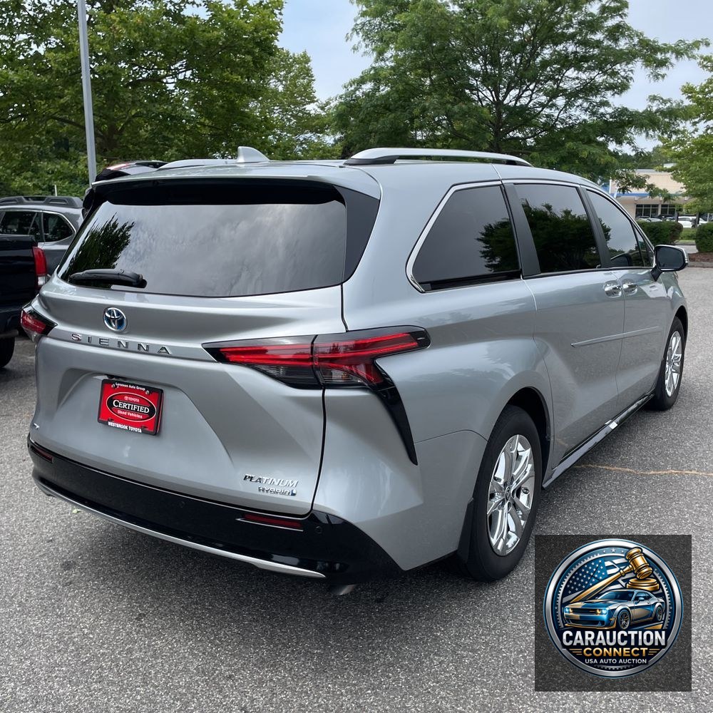 2023 Toyota Sienna Platinum 7-Passenger