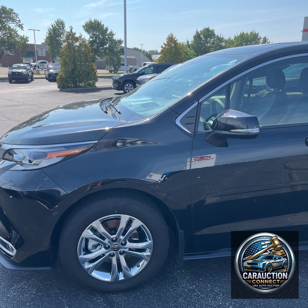 2023 Toyota Sienna Platinum 7-Passenger