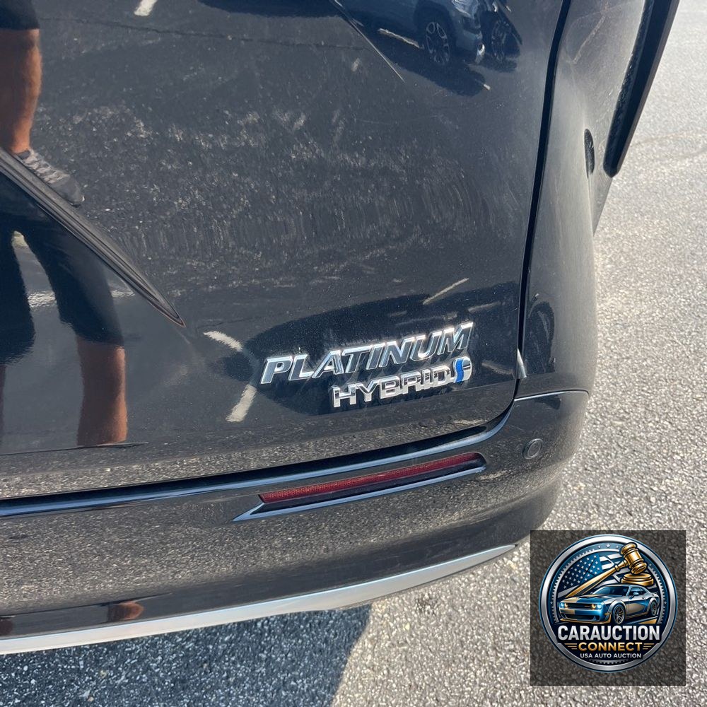 2023 Toyota Sienna Platinum 7-Passenger