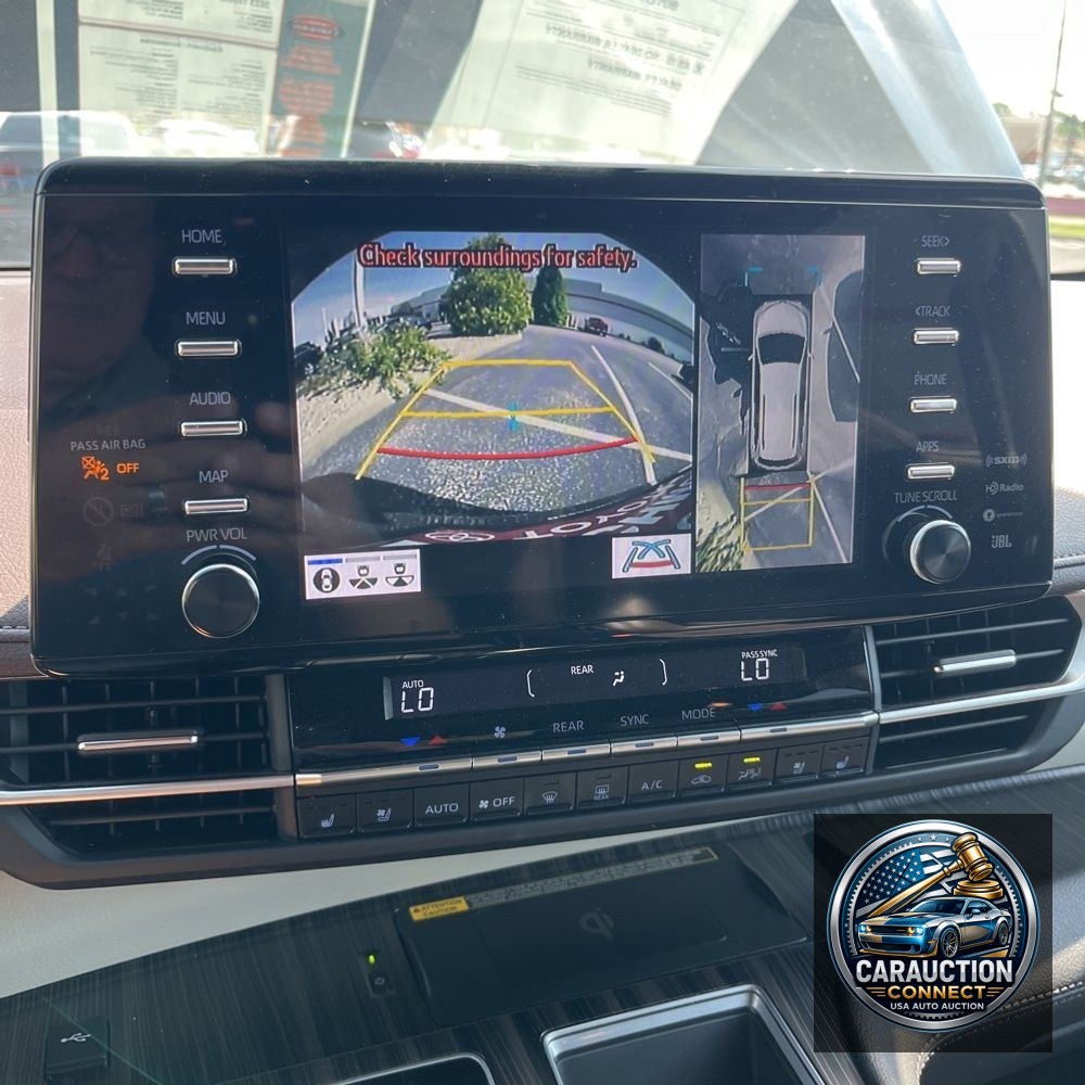 2023 Toyota Sienna Platinum 7-Passenger