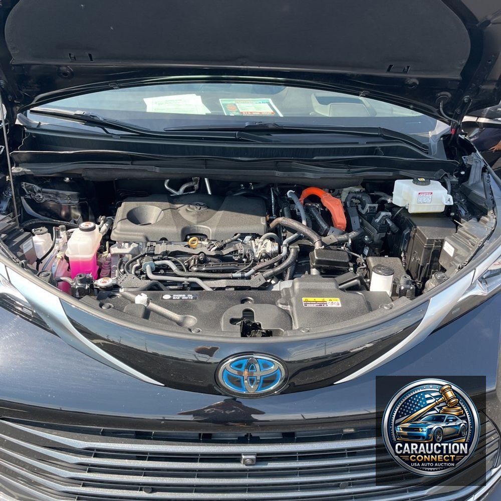 2023 Toyota Sienna Platinum 7-Passenger