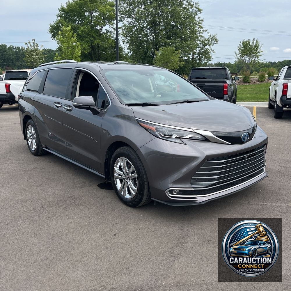 2024 Toyota Sienna Platinum 7-Passenger