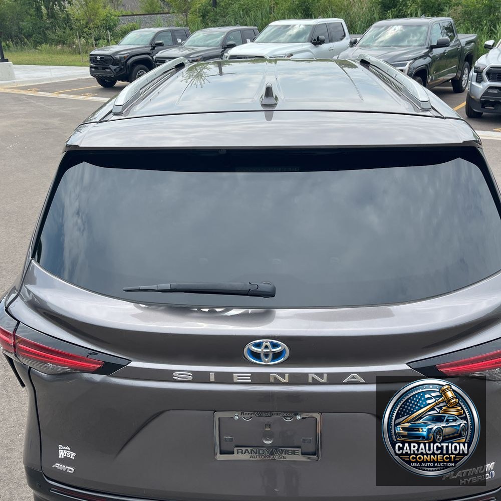 2024 Toyota Sienna Platinum 7-Passenger