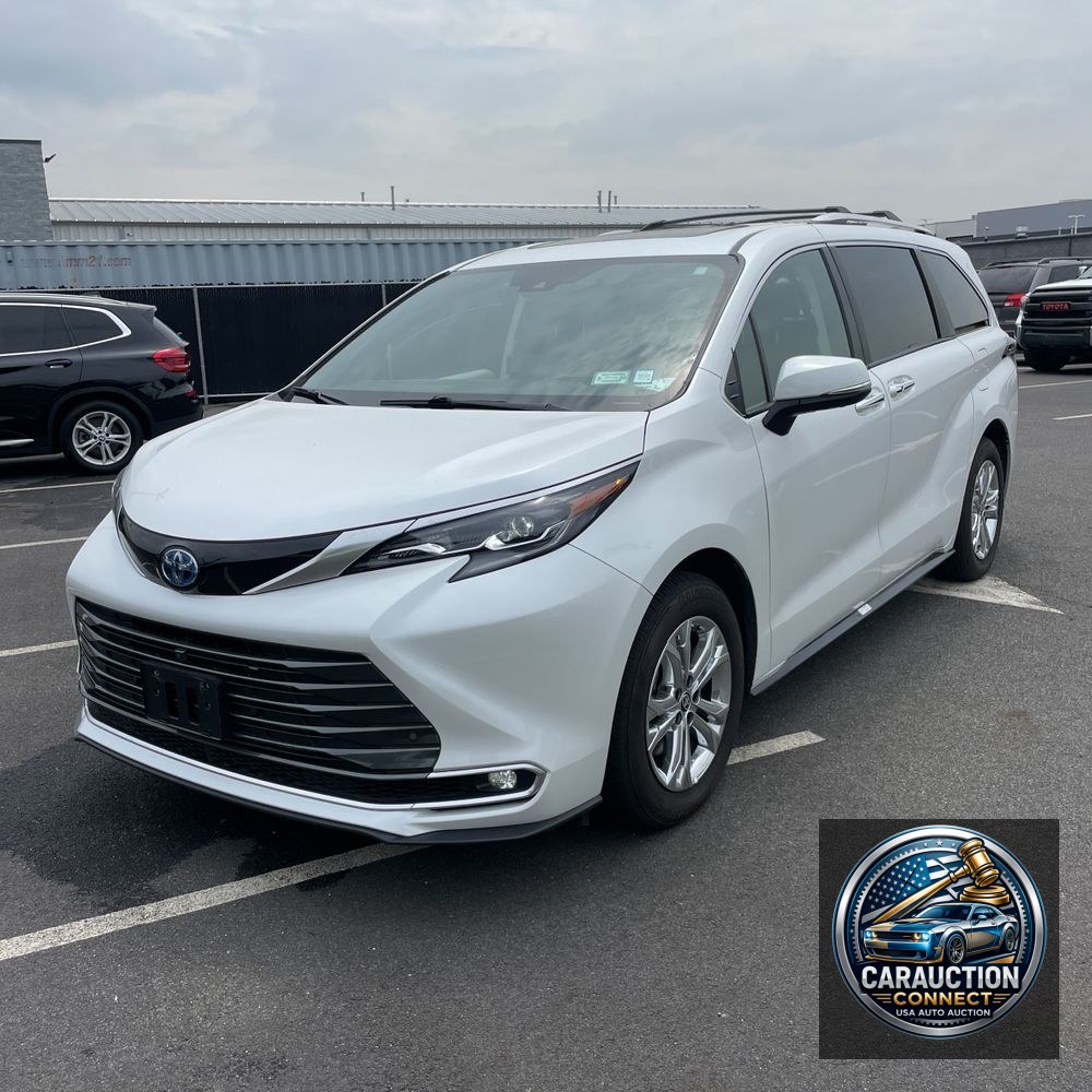 2024 Toyota Sienna Platinum 7-Passenger