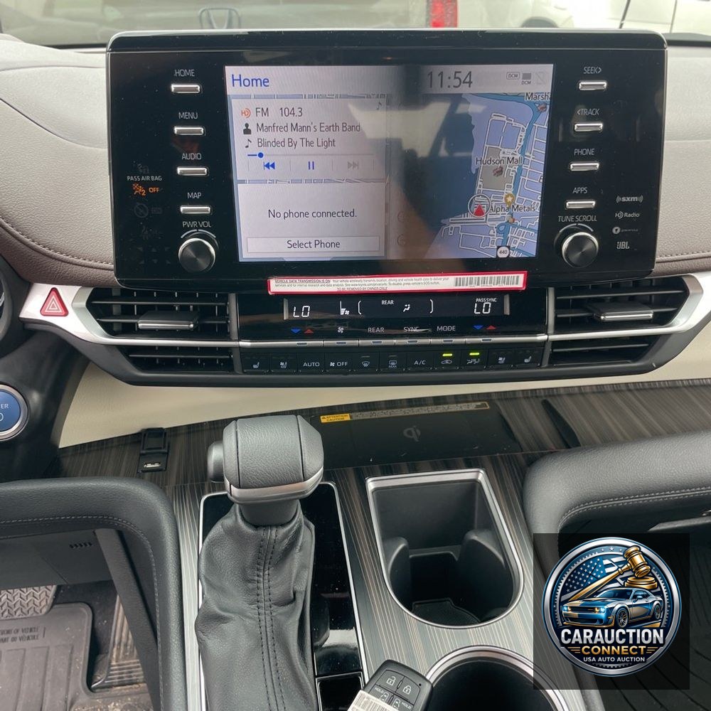 2024 Toyota Sienna Platinum 7-Passenger
