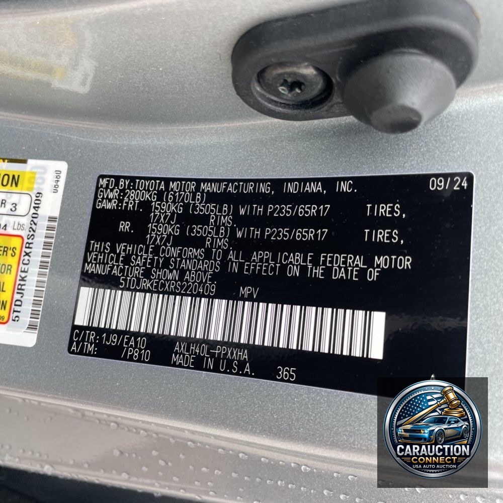 2024 Toyota Sienna XLE 8-Passenger