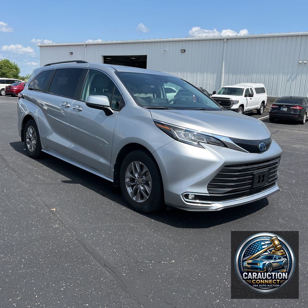 2023 Toyota Sienna XLE 7-Passenger