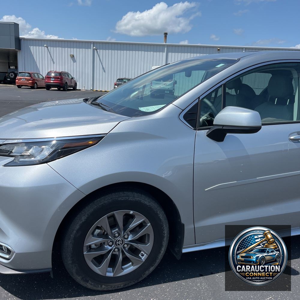 2023 Toyota Sienna XLE 7-Passenger