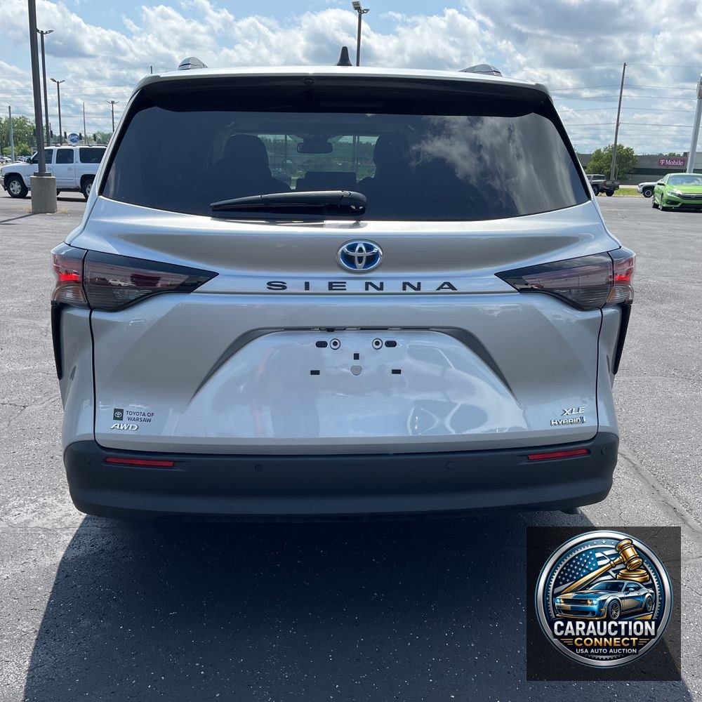 2023 Toyota Sienna XLE 7-Passenger