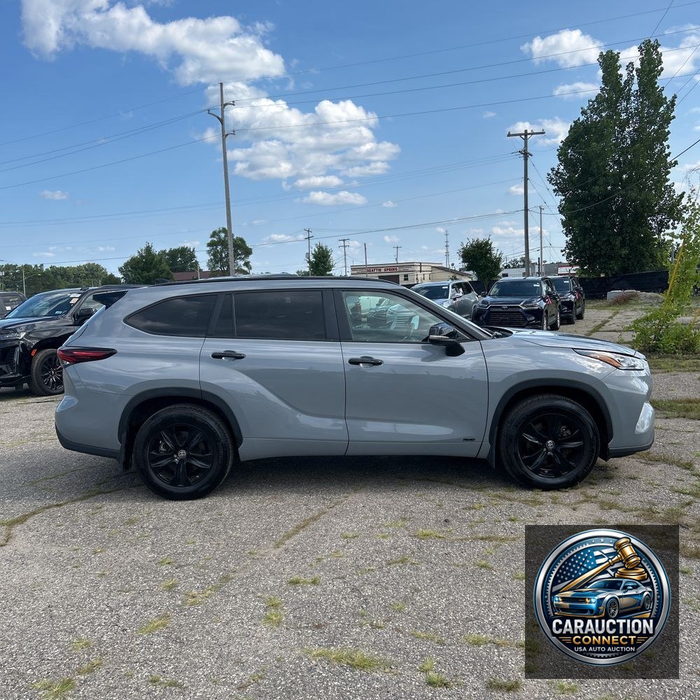 2024 Toyota Highlander Hyb XLE