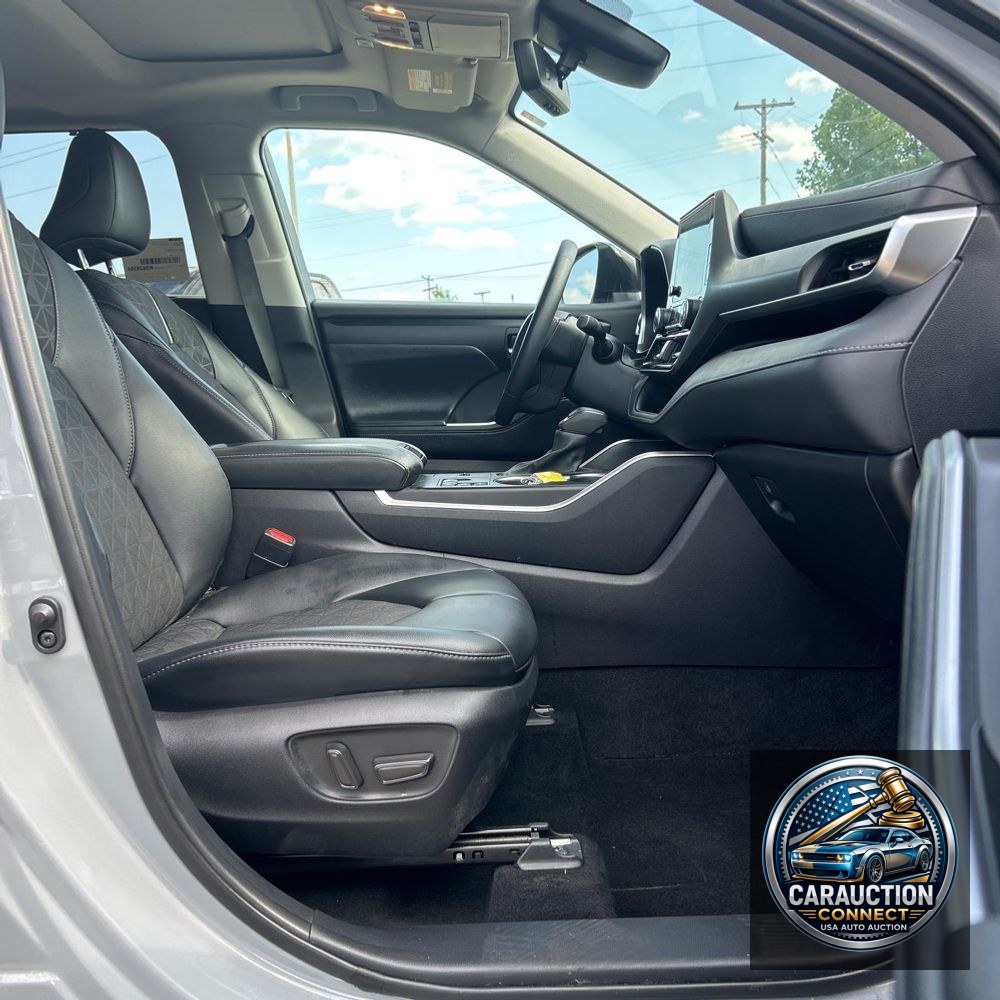 2024 Toyota Highlander Hyb XLE