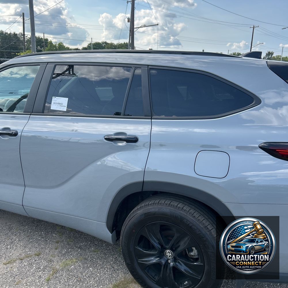 2024 Toyota Highlander Hyb XLE