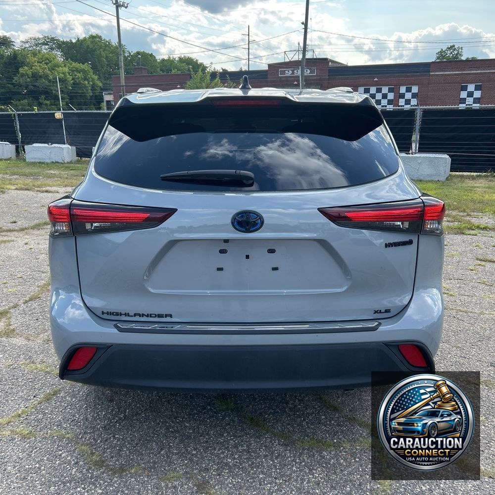 2024 Toyota Highlander Hyb XLE