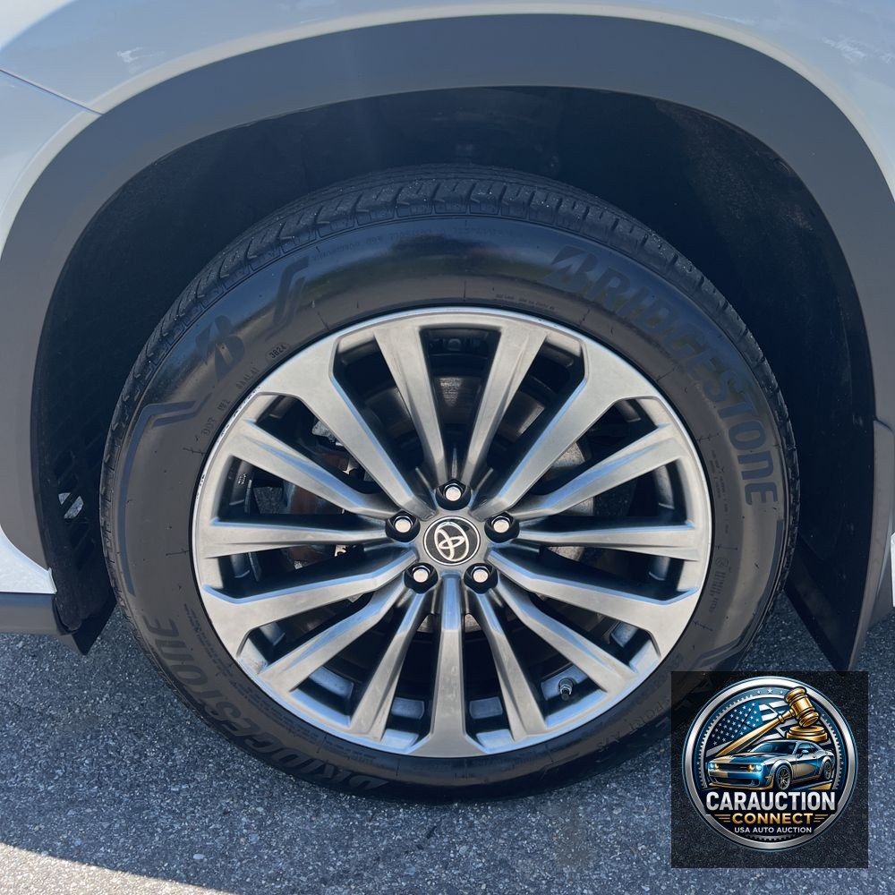 2025 Toyota Highlander Hybrid Limited 25th Edition