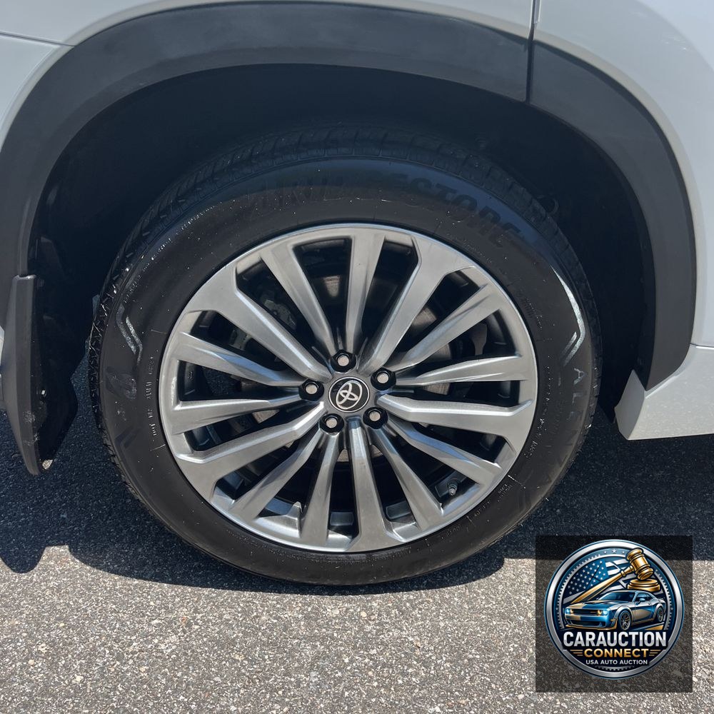2025 Toyota Highlander Hybrid Limited 25th Edition