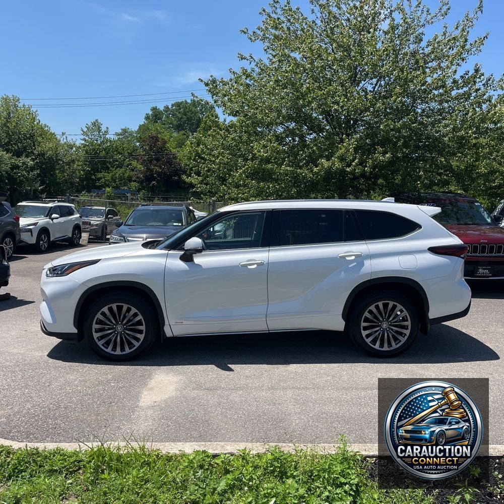 2025 Toyota Highlander Hybrid Limited 25th Edition