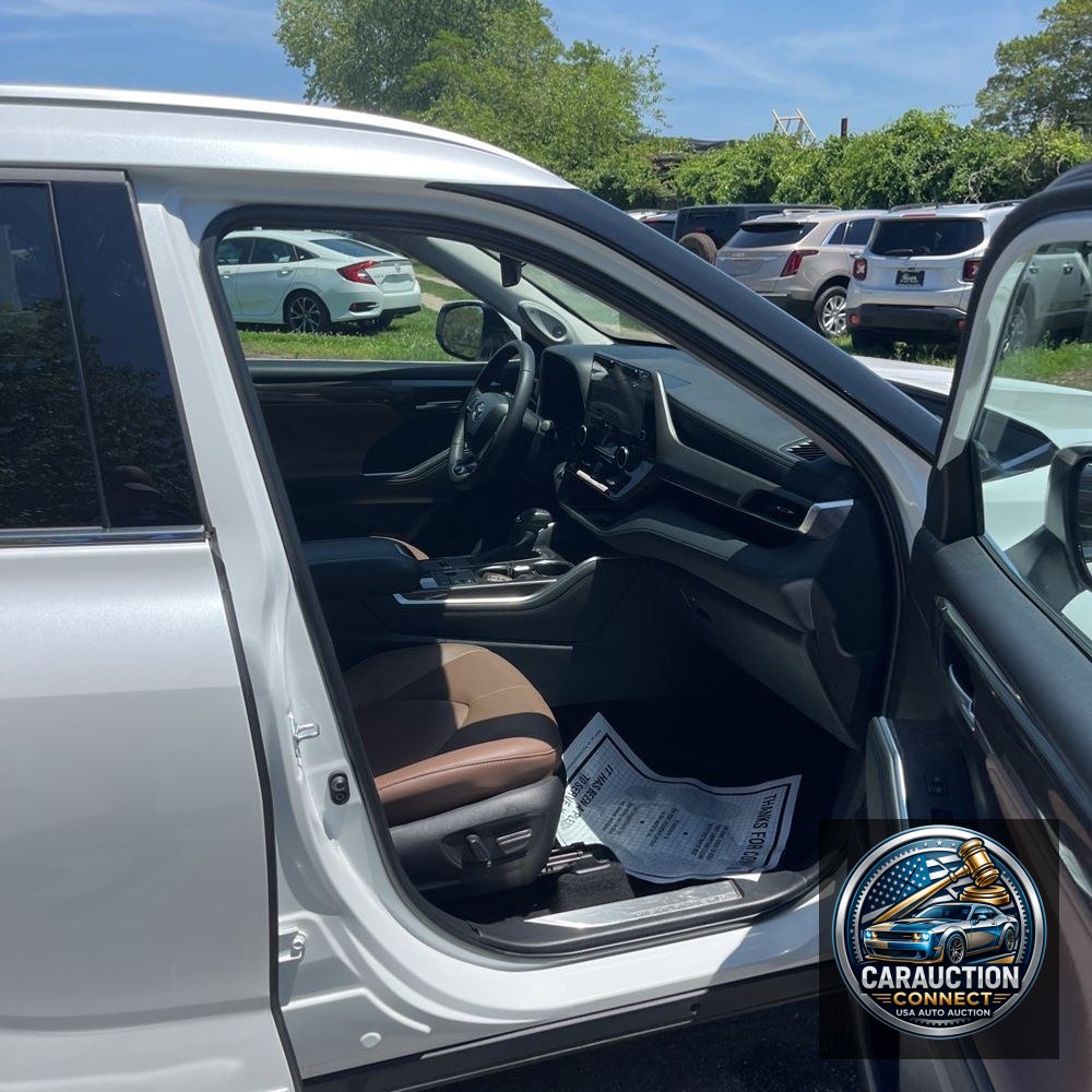 2025 Toyota Highlander Hybrid Limited 25th Edition