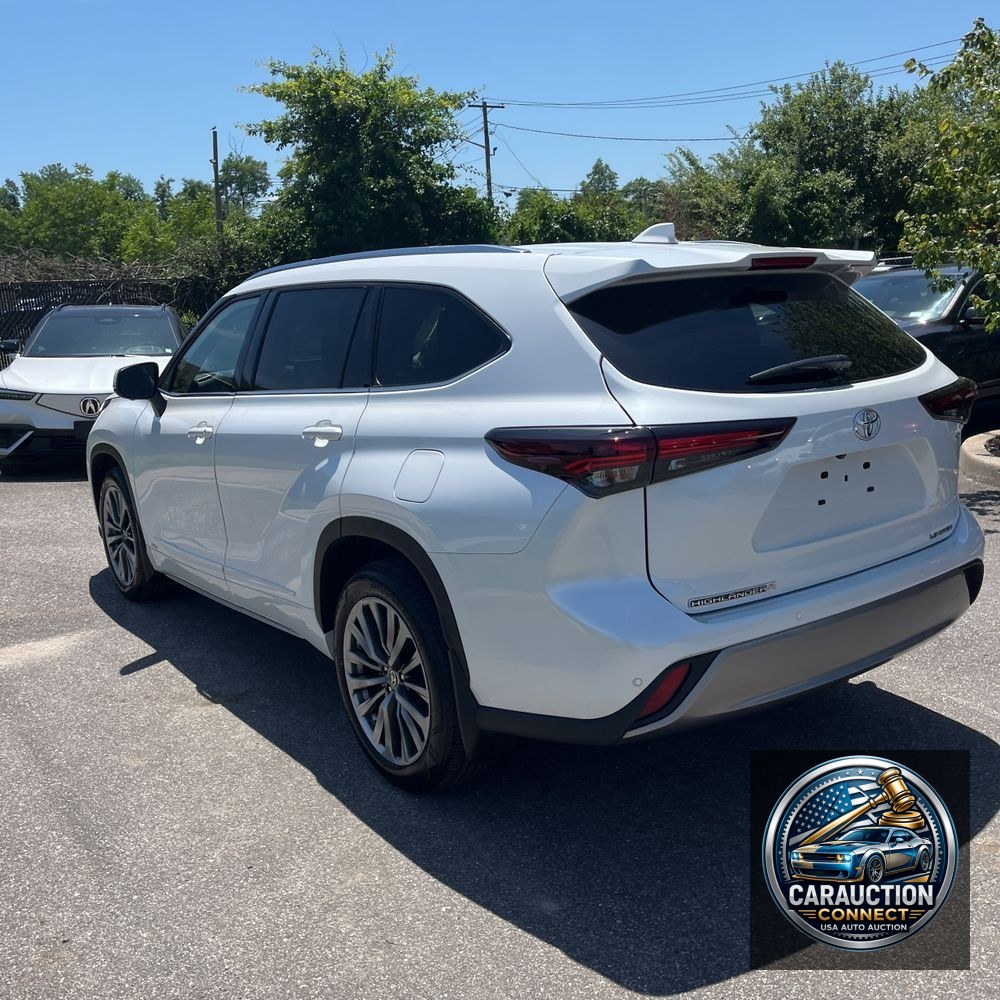 2025 Toyota Highlander Hybrid Limited 25th Edition