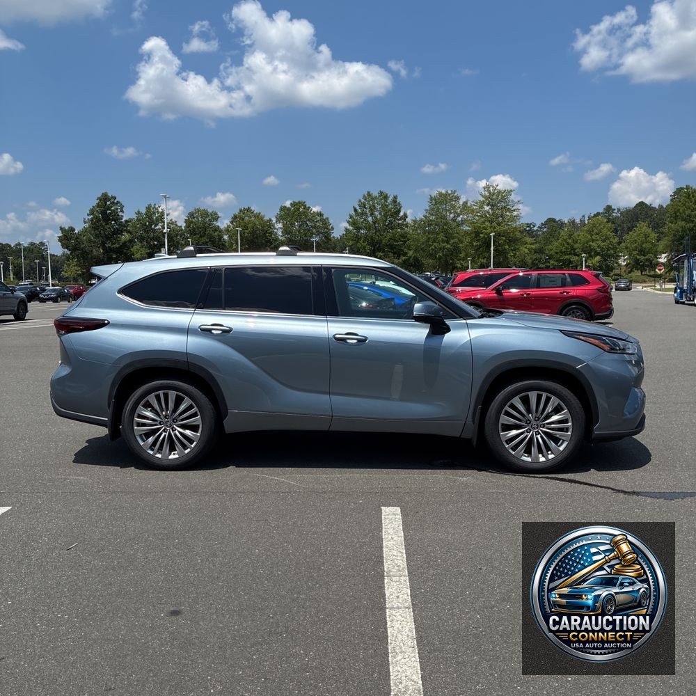 2024 Toyota Highlander Platinum