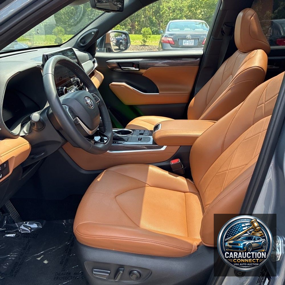 2024 Toyota Highlander Platinum