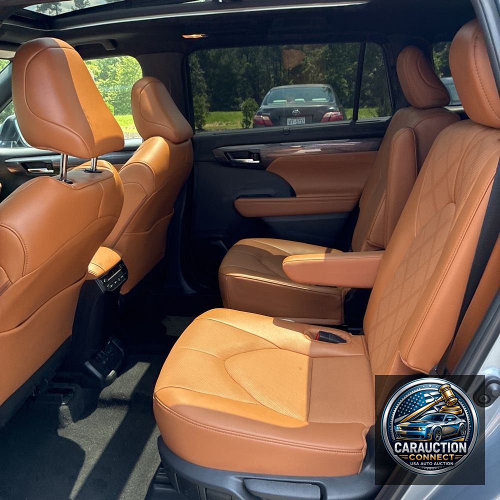 2024 Toyota Highlander Platinum