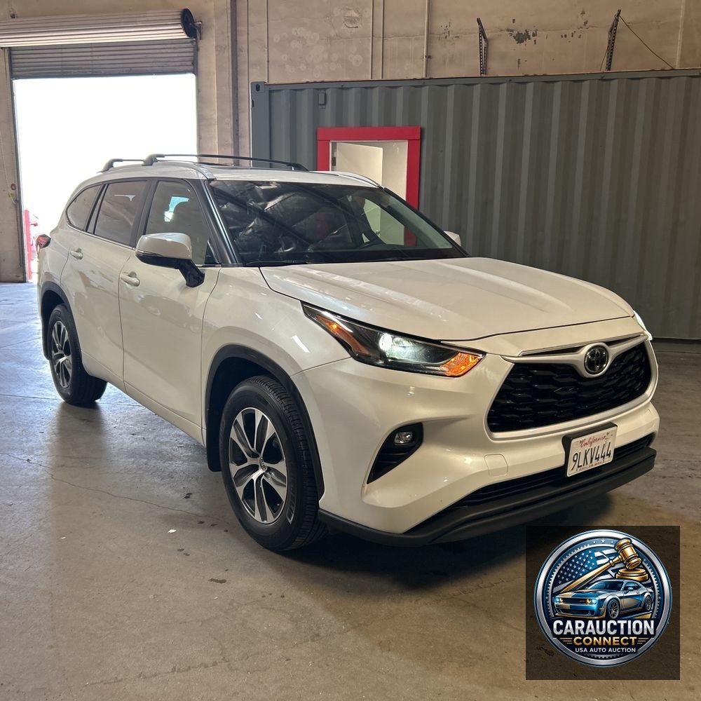 2024 Toyota Highlander XLE
