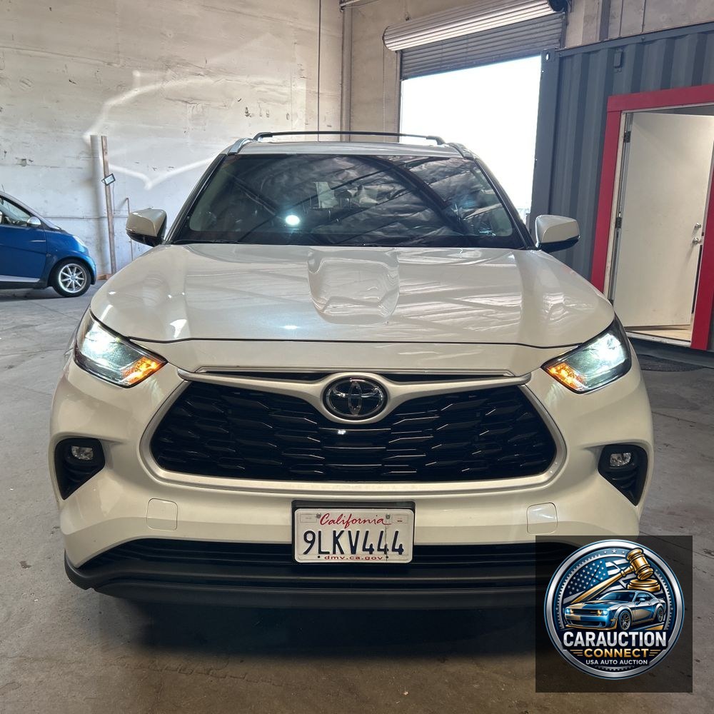 2024 Toyota Highlander XLE