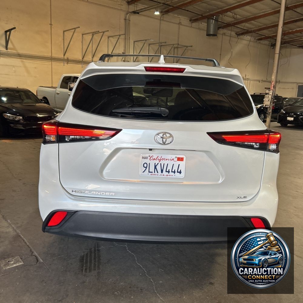 2024 Toyota Highlander XLE
