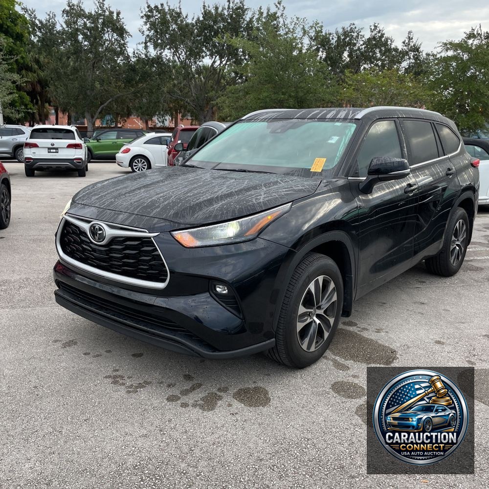 2024 Toyota Highlander XLE