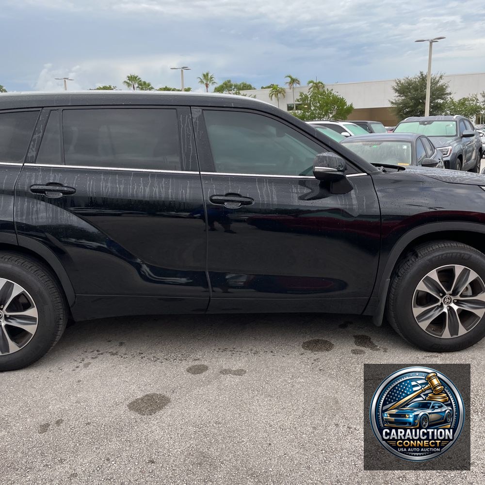 2024 Toyota Highlander XLE