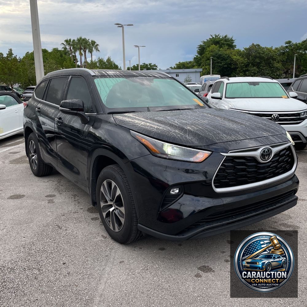 2024 Toyota Highlander XLE