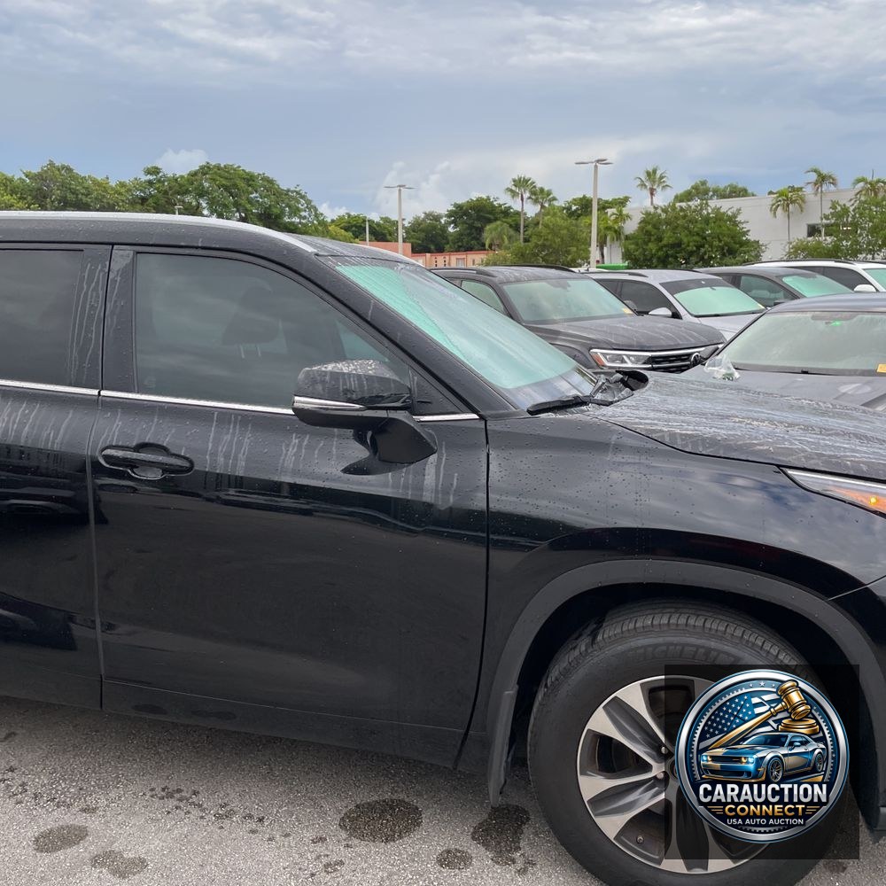 2024 Toyota Highlander XLE